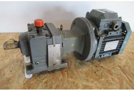 150 RPM 1,1 KW Asmaat 25 mm. Used.